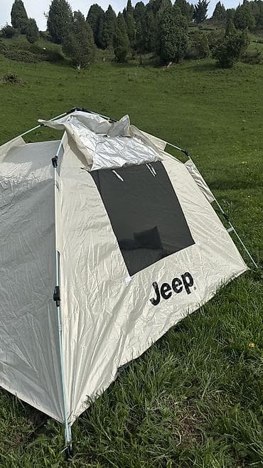 Палатки: Продаётся палатка Jeep (оригинал) Лёгкая, удобная и вместительная — 2