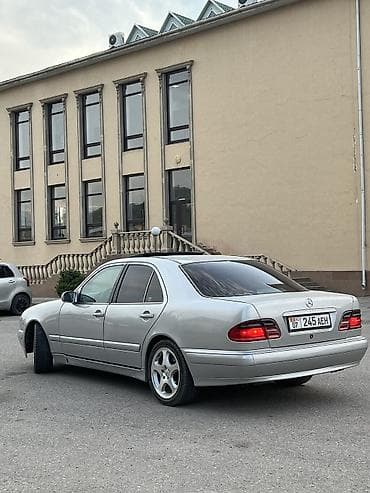 Продажа авто: Mercedes-Benz E-Class: 2000 г., 2.4 л, Механика, Газ, Седан — 4