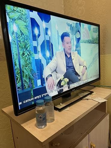 цифровое телевидение: Телевизор Sparrow, диагональ экрана 32". Плоская LED‑панель, тонкие — 1