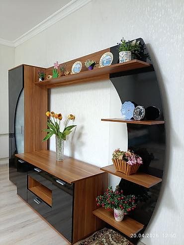 coffee table: Стенка-шкаф, Тип стенки-шкафа: Модульная, Для зала, Особенности: С отделением под телевизор — 3