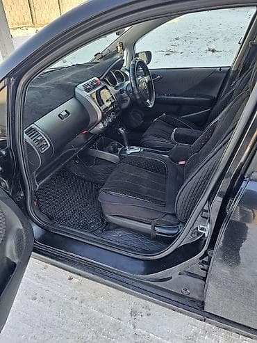 Honda: Honda Fit: 2003 г., 1.5 л, Вариатор, Бензин, Хэтчбэк — 7