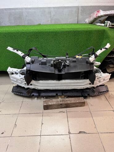 на фары: Бампер, экран, телевизор практически ноускат, но без фар на Subaru — 4