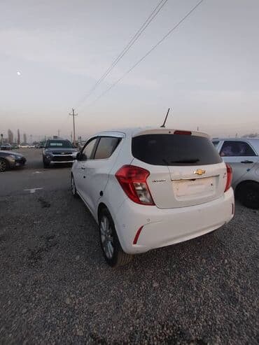 купить шины в бишкеке бу: Chevrolet Spark: 2016 г., 1 л, Автомат, Бензиновая, Хэтчбэк — 3