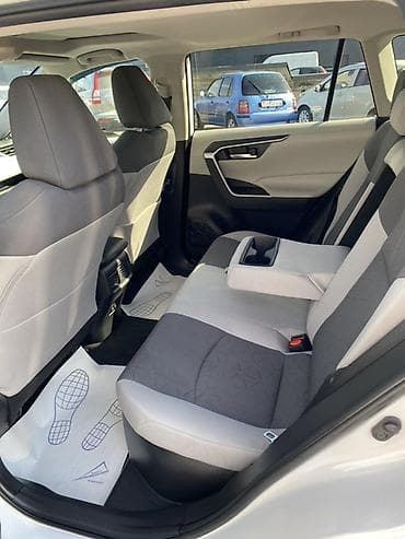 range rove: Toyota RAV4: 2021 г., 2.5 л, Автомат, Гибрид, Кроссовер — 6
