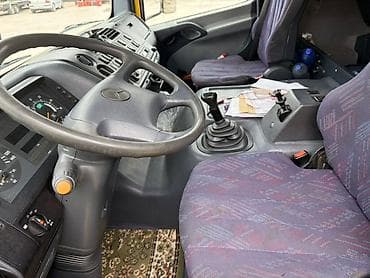 Транспорт: Эвакуатор, Mercedes-Benz, 2002 г., Прямая — 4