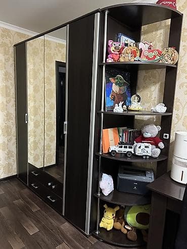 Спальный гарнитур, Б/у, Шкаф, Другая страна производитель, ДСП, Самовывоз, цвет - Коричневый