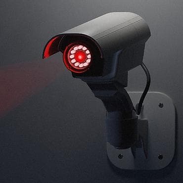 spy camera: Макетная уличная видеокамера-муляж с красной светодиодной подсветкой — 1
