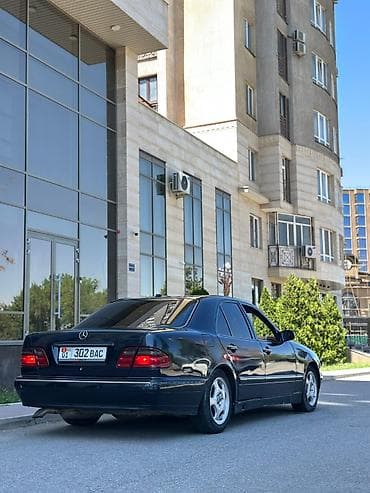 Продажа авто: Mercedes-Benz E-Class: 1999 г., 3.2 л, Автомат, Бензин, Седан — 4