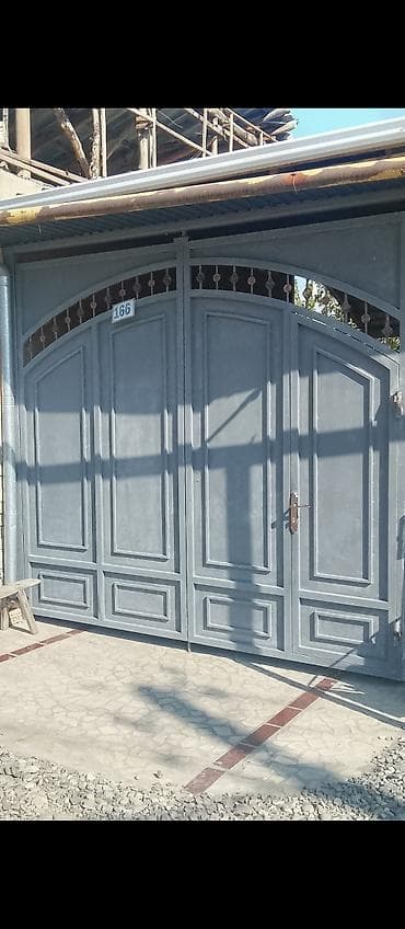 Дом и сад: Кованые распашные ворота из металла - Конструкция: двустворчатые — 1