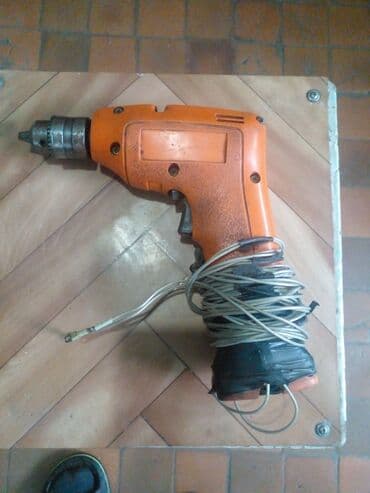 Дрель 12 вольтовая