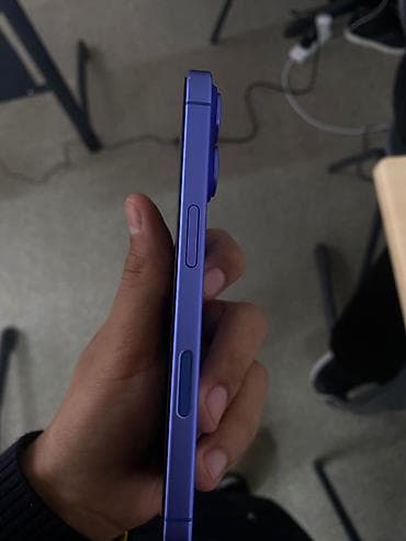 Мобильные телефоны: IPhone 16, 128 ГБ, Синий, 95 % — 3