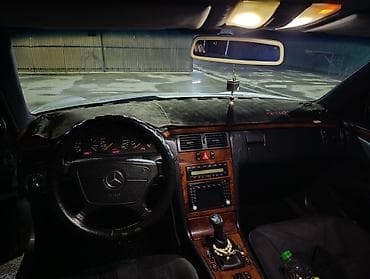 аксессуары для спринтера: Mercedes-Benz E-Class: 1998 г., 2 л, Механика, Бензин, Универсал — 6