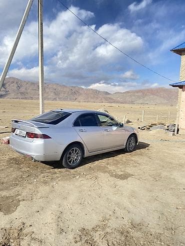 арзан машине: Honda Accord: 2003 г., 2 л, Кол менен иштөөчү, Бензин, Седан — 6