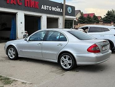 грузовой авто: Mercedes-Benz E-Class: 2006 г., 3.5 л, Автомат, Бензин, Седан — 5