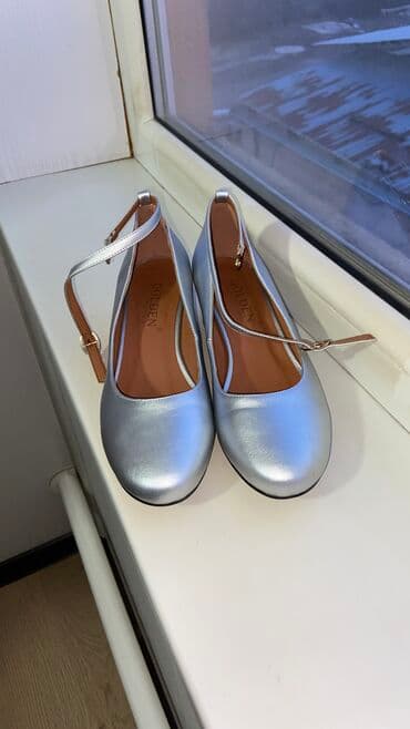 nike react: Туфли 36 размера
Доставка по городу бесплатно — 5