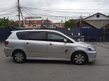 corolla: Toyota Ipsum: 2002 г., 2 л, Механика, Дизель, Минивэн — 6