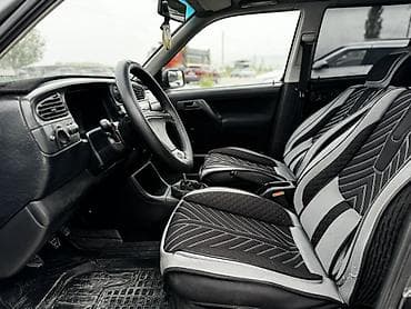 Продажа авто: Volkswagen Vento: 1992 г., Седан — 7