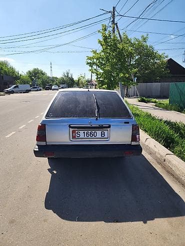 задний бампер виш: Nissan 100 NX: 1989 г., Механика, Дизель, Универсал — 3