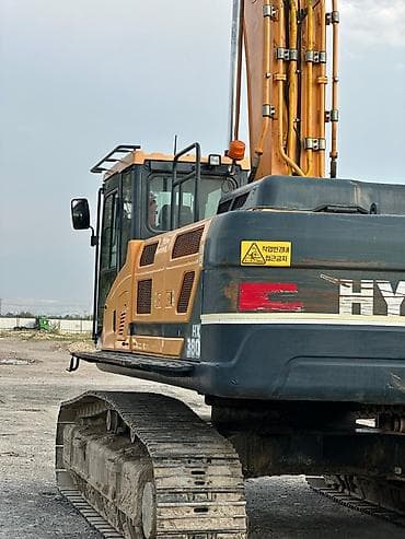 шины 225 70 15 с: Экскаватор, Hyundai, 2018 г., Гусеничный — 1