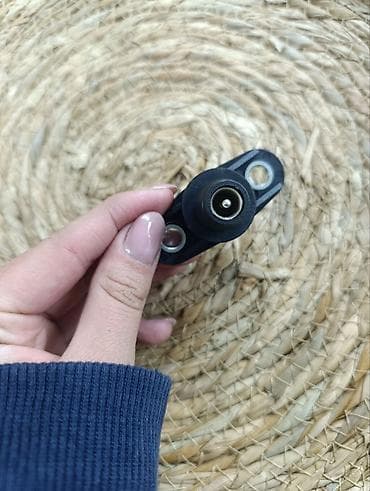 highlander 2012: Датчик распредвала м111 — 1