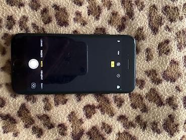 x box series: IPhone 7, Черный, 76 % — 3