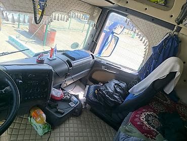 r20 prado: Тягач, Scania, 2000 г., Тентованный — 7