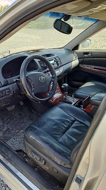 радио авто: Toyota Camry: 2004 г., Автомат, Бензин, Седан — 4