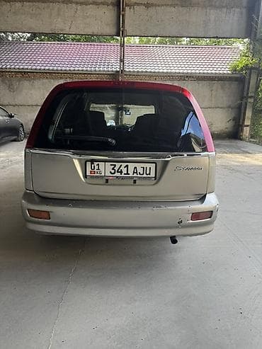 hond: Honda Stream: 2002 г., 1.7 л, Автомат, Бензин, Минивэн — 4