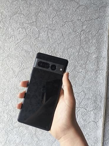 display: Google Pixel 7 Pro, Б/у, 128 ГБ, цвет - Черный, eSIM — 3