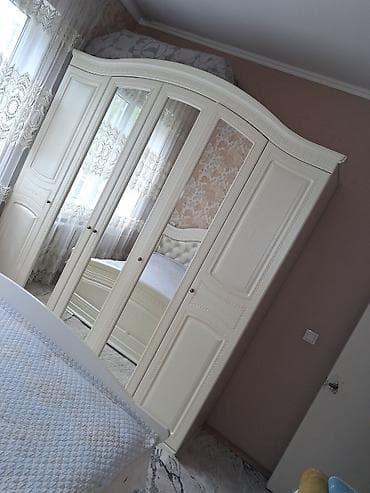 3 комнаты, 61 м², 105 серия, 3 этаж, Старый ремонт — 10