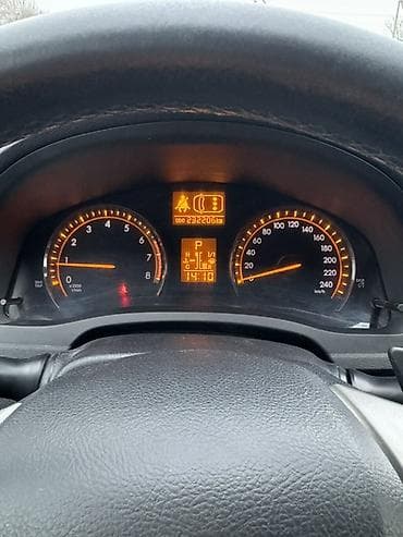 Toyota Avensis: 2009 г., 2 л, Автомат, Бензин, Универсал — 4