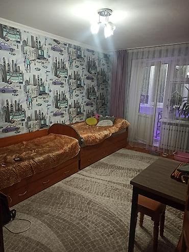 Детская мебель: Односпальная кровать, Б/у, С матрасом, длина - 190 см — 2