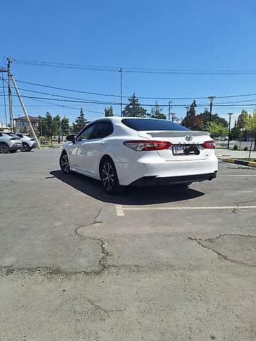 prius plus: Toyota Camry: 2018 г., 2.5 л, Автомат, Газ, Седан — 6