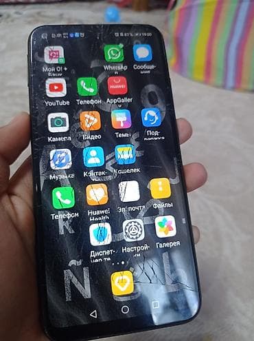 Honor 9C, Б/у, 64 ГБ, цвет - Черный, 2 SIM
