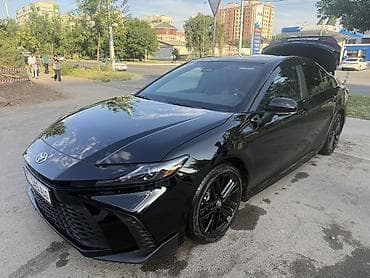 армянский номер: Toyota Camry: 2024 г., 2.5 л, Автомат, Гибрид, Седан — 1