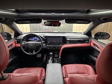 тайотта гая: Toyota Camry: 2024 г., 2.5 л, Автомат, Гибрид, Седан — 9