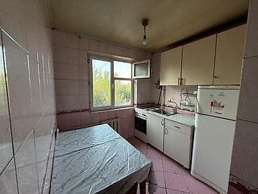 квартира в киркомстроме: 3 комнаты, 58 м², 104 серия, 4 этаж, Косметический ремонт — 7