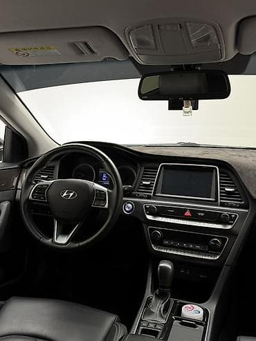 step vagon: Hyundai Sonata: 2018 г., 2 л, Автомат, Бензин, Седан — 8