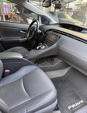 ключи приус: Toyota Prius: 2011 г. — 6