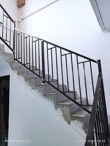 рейки на стену: Готовые перила, Материал: Металл, Для лестницы — 1