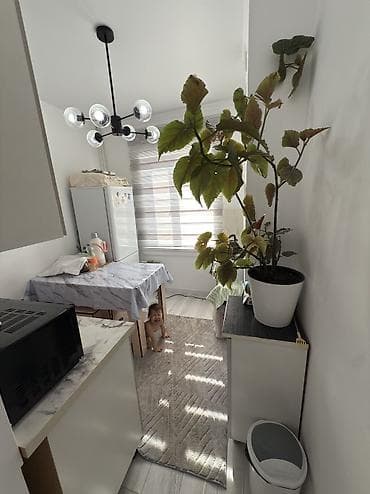 квартира 4 комнат: 2 комнаты, 2 м², 4 этаж — 6