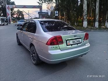 дэу матиз 1: Honda Civic: 2002 г., 1.5 л, Автомат, Бензин, Седан — 4
