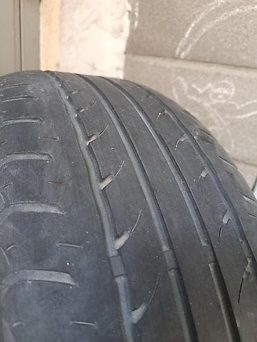 Шины 215 / 55 / R 17, Б/у, Maxxis at lalafo.kg Шины 215 / 55 / R 17, Б/у, Maxxis