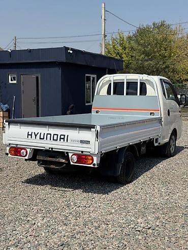 eafc 25: Легкий грузовик, Hyundai, Стандарт, 3 т, Б/у — 4