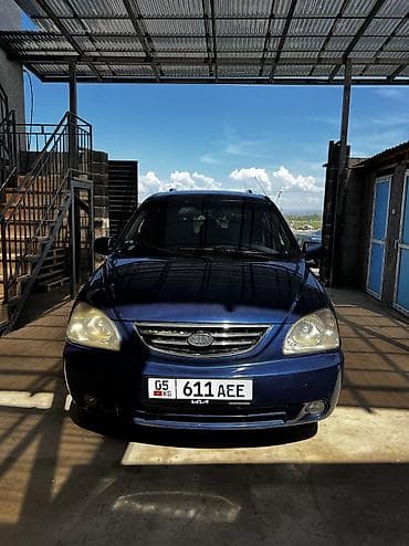 гольф 3 сиденья: Kia Carens: 2003 г., 1.8 л, Автомат, Бензин, Минивэн — 1