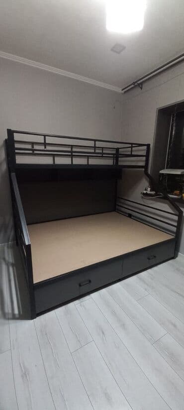 Двухъярусные кровати