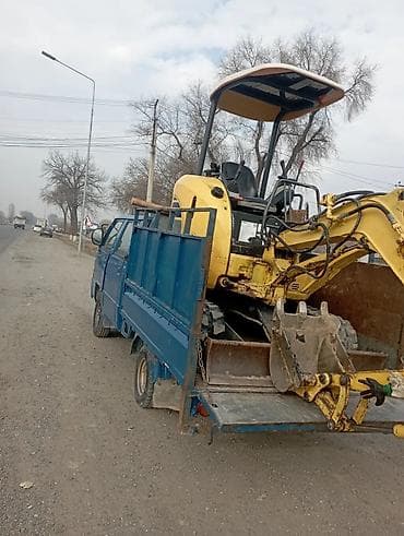 Экскаватор, Komatsu, Гусеничный