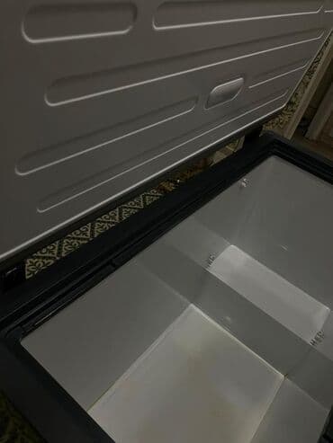 купить оборудование для розлива пива: Морозильный ларь (horizontal freezer) серого цвета. Характеристики и — 1