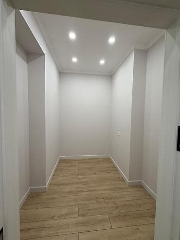 Недвижимость: 3 комнаты, 100 м² — 4