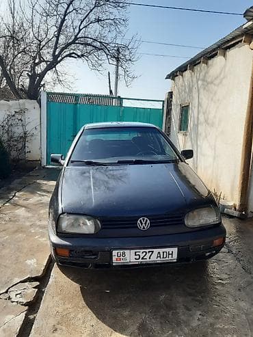 go park: Volkswagen Golf III, хэтчбек, черный цвет кузова. Основные — 3